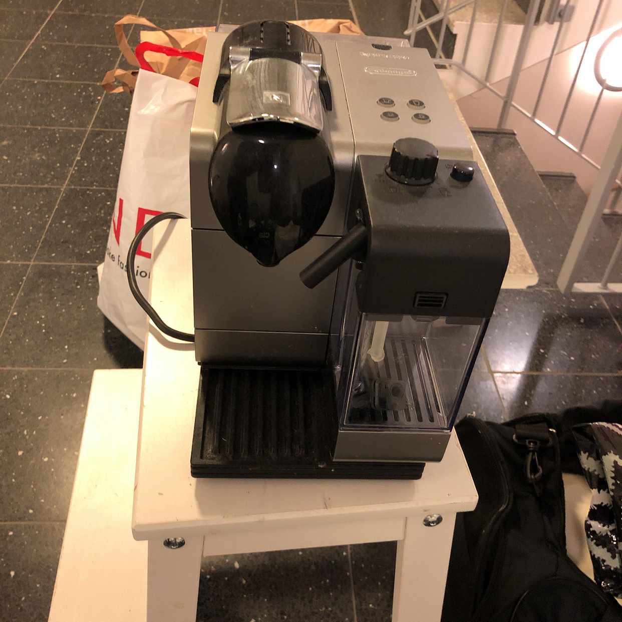 image of Nespressomaskin bortskänk - Stockholm