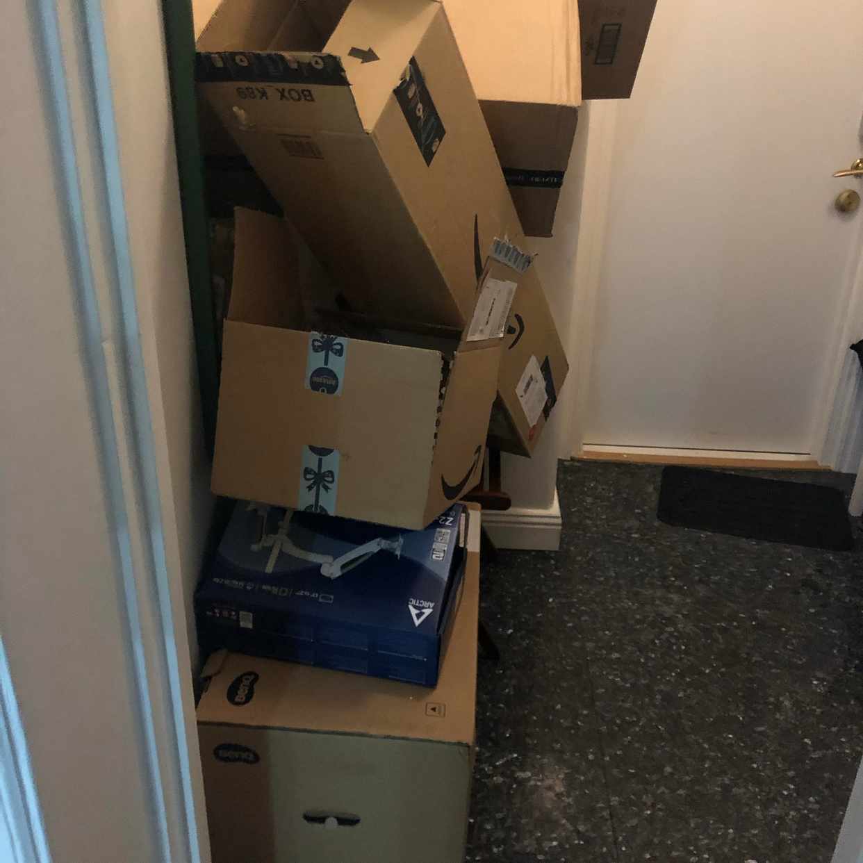 image of Cardboard from deliveries - Stockholm City