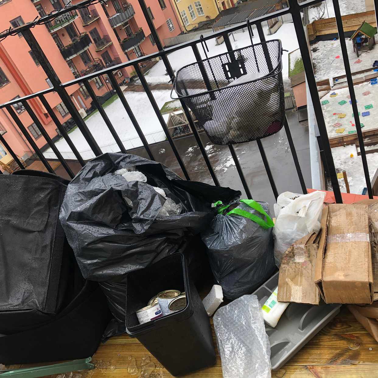image of Diverse skräp - Stockholm