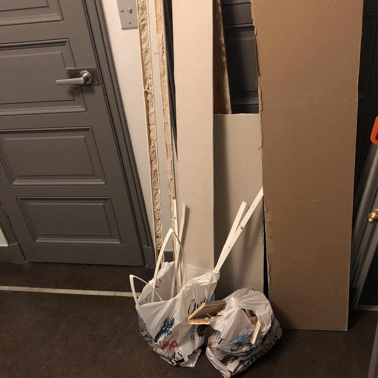image of Gipsskiva, lite blandat - Stockholms Stad