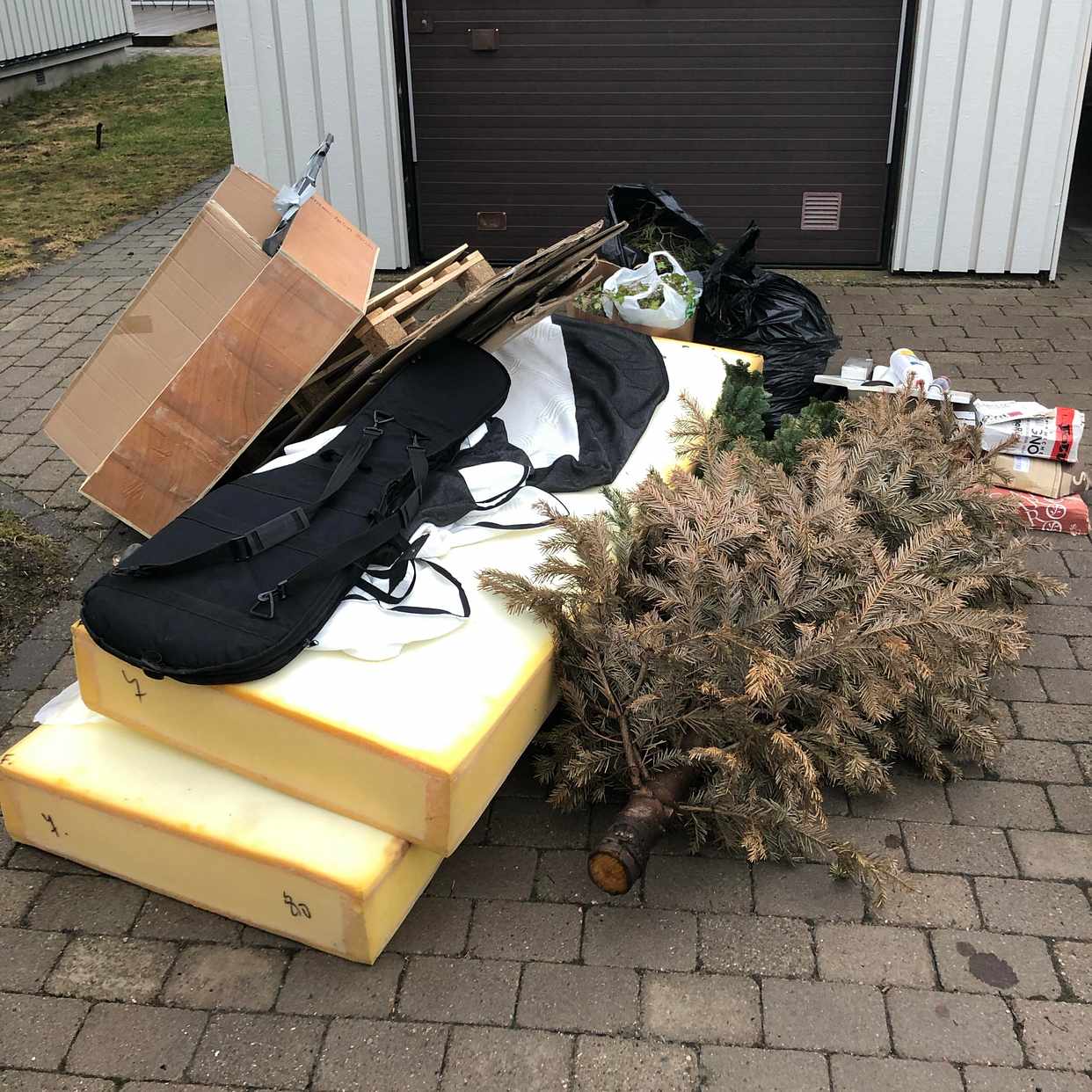 image of Blandat avfall - Älta
