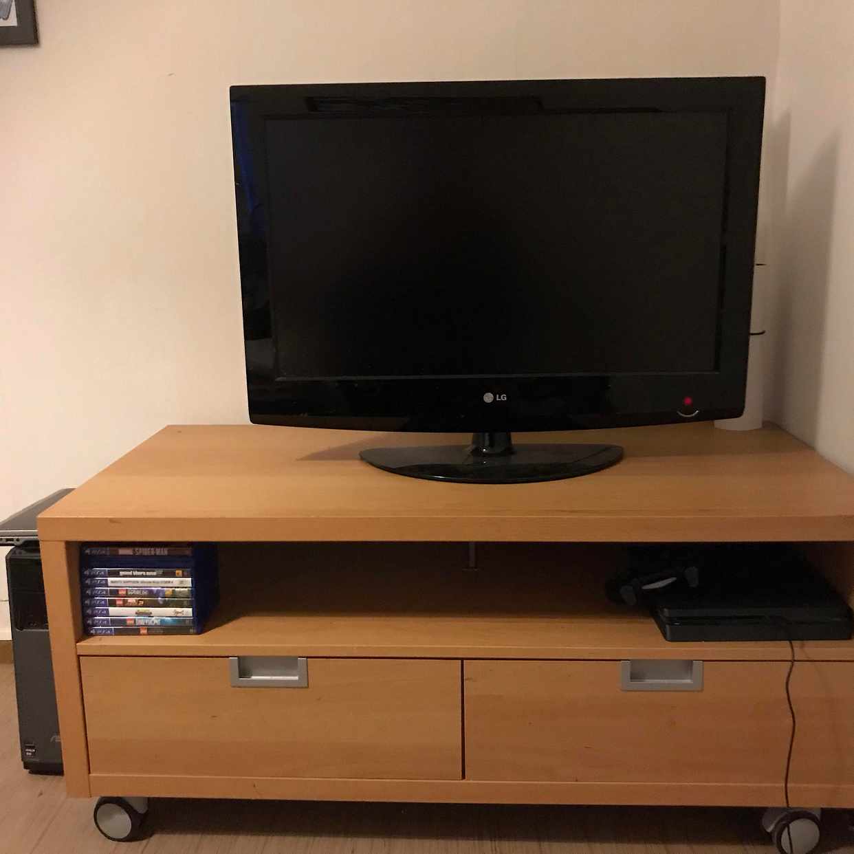 image of Tv-bänk - Stockholm