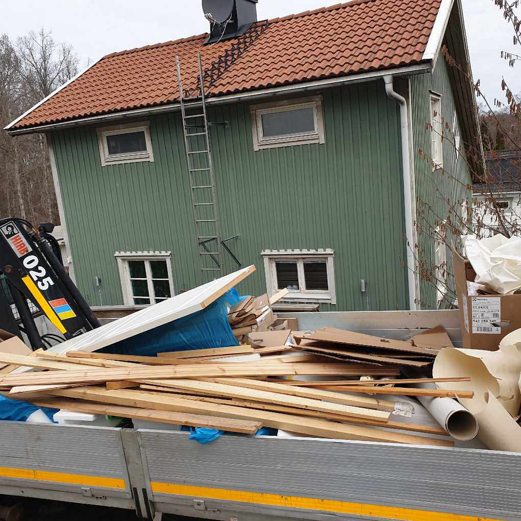 image of Div emballage och virke - Segeltorp