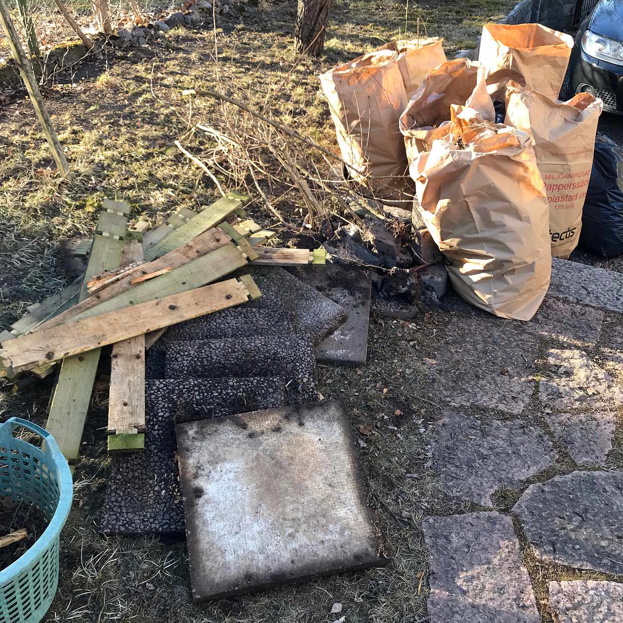 image of Säckar med ris etc - Bromma