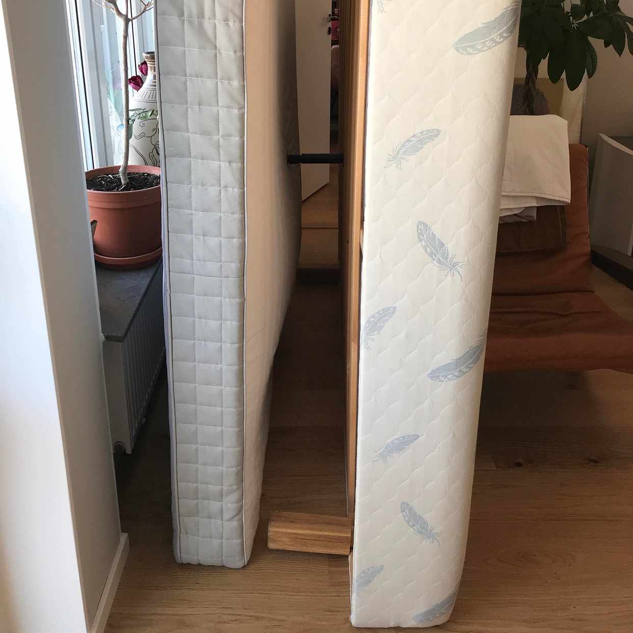 image of Säng och madrass 160 cm - Stockholm