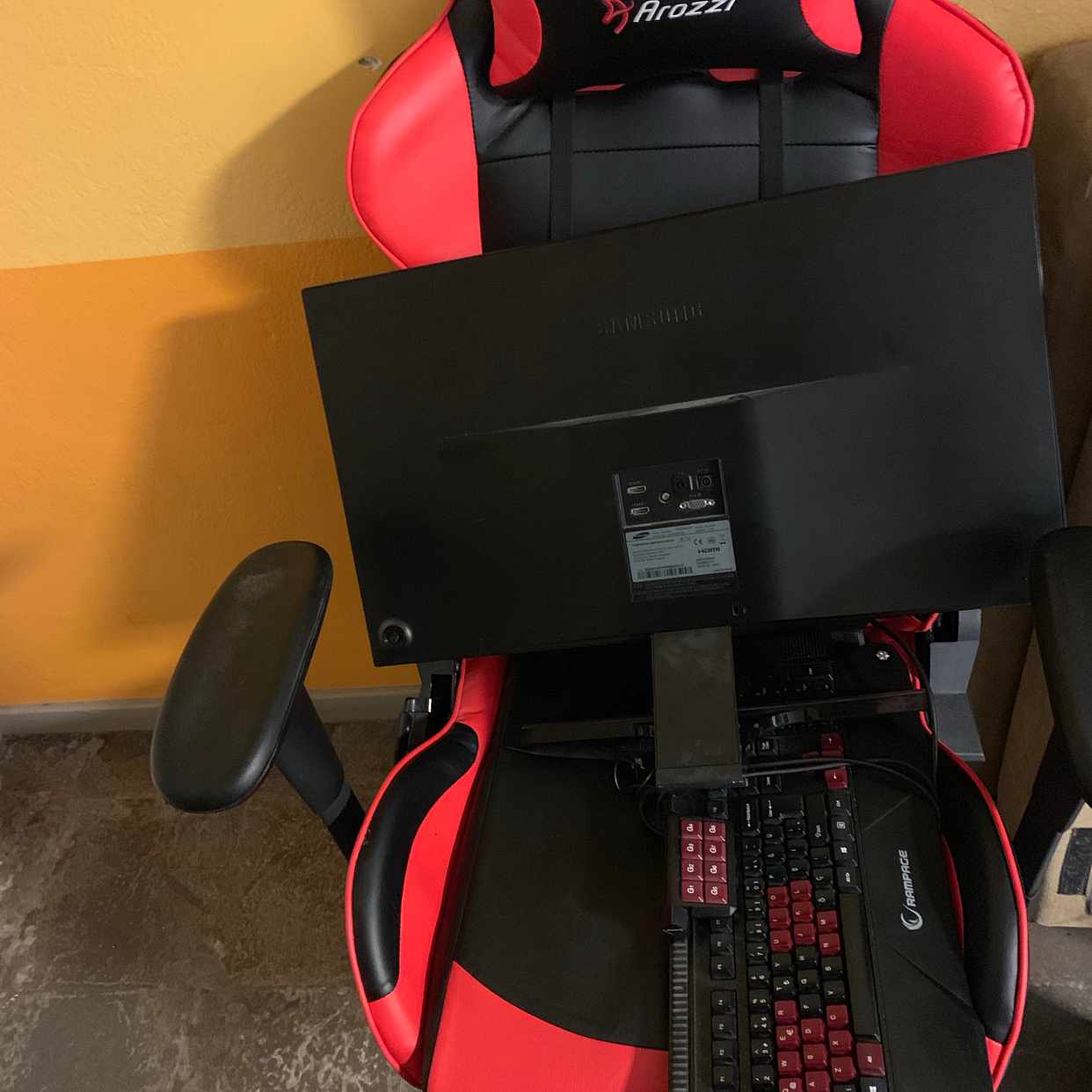 image of Gamingstol, monitor - 