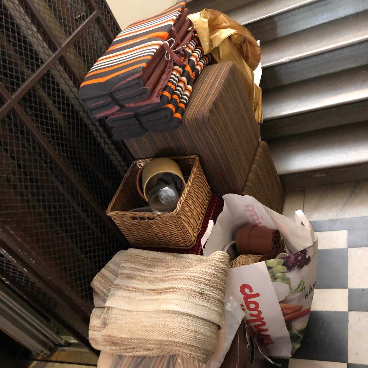image of Diverse Donate items - Stockholm City