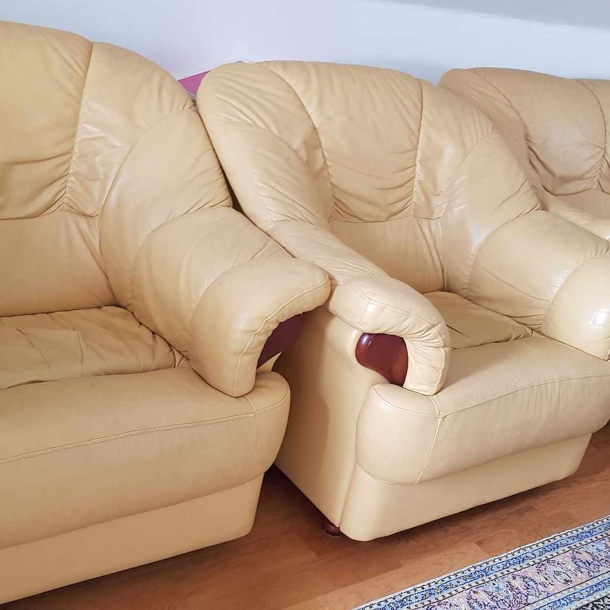 image of 1+1+3 skin soffa - Järna