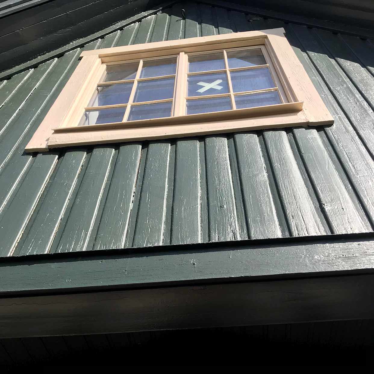 image of Lyfta upp soffa och gavel - 
