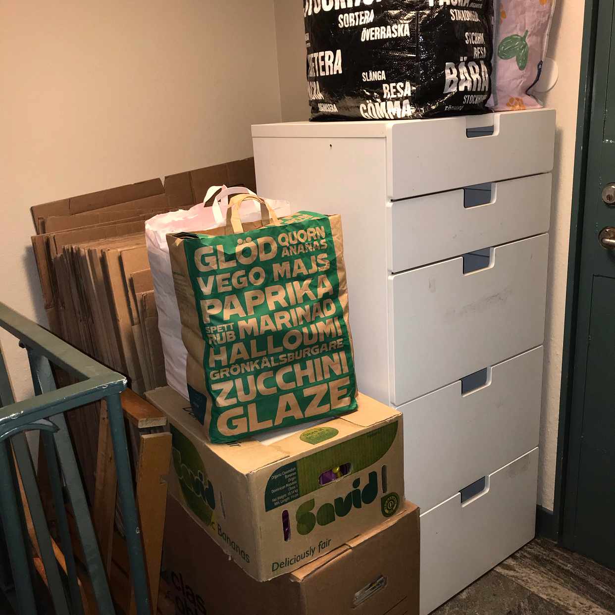 image of Boxes, byra, table, bags - Stockholm