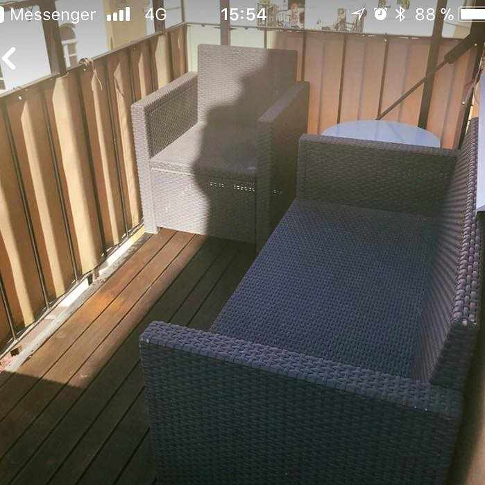 image of Hämta lätta ute möbler - 