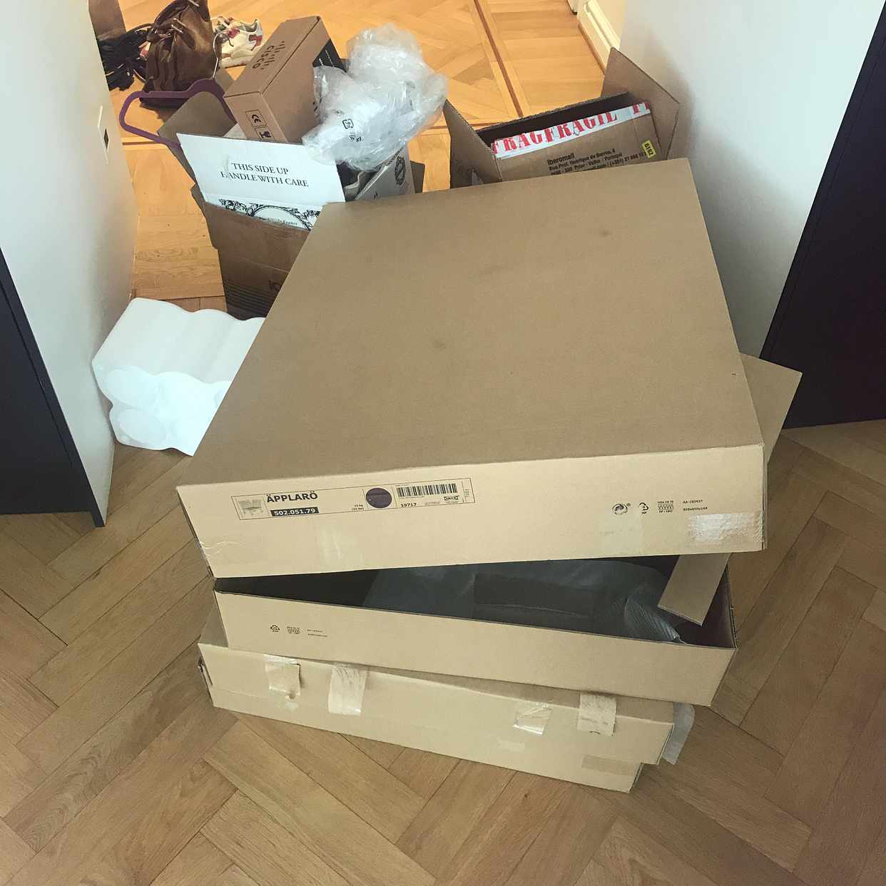 image of Kartonger 4 st - Stockholms Stad