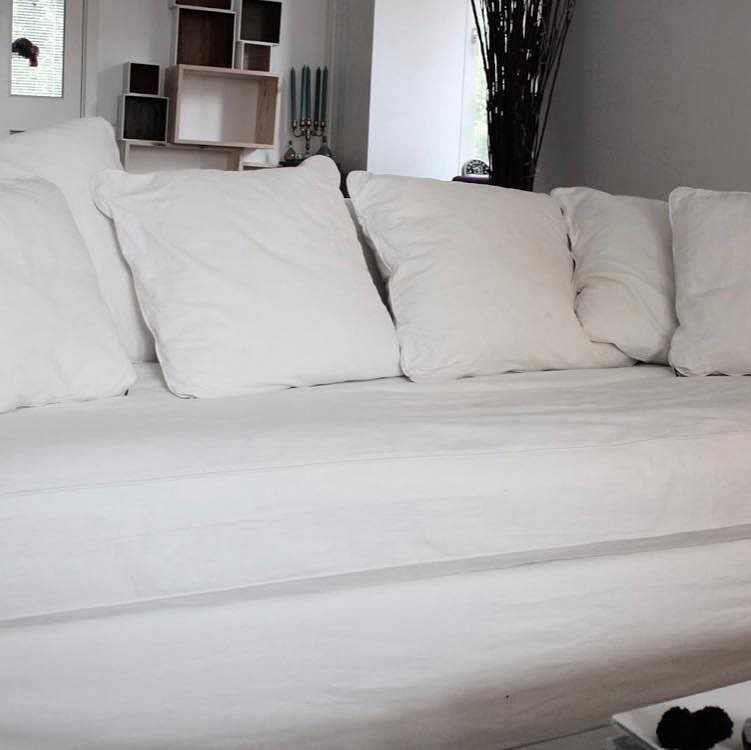 image of Obs stor och tung Soffa - 