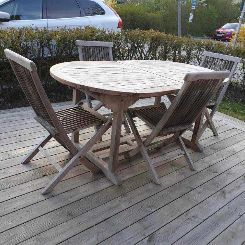 image of Hämta bord och stol - 