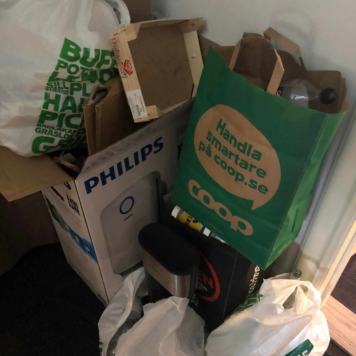 image of Sodastream, pant + skräp - Stockholm