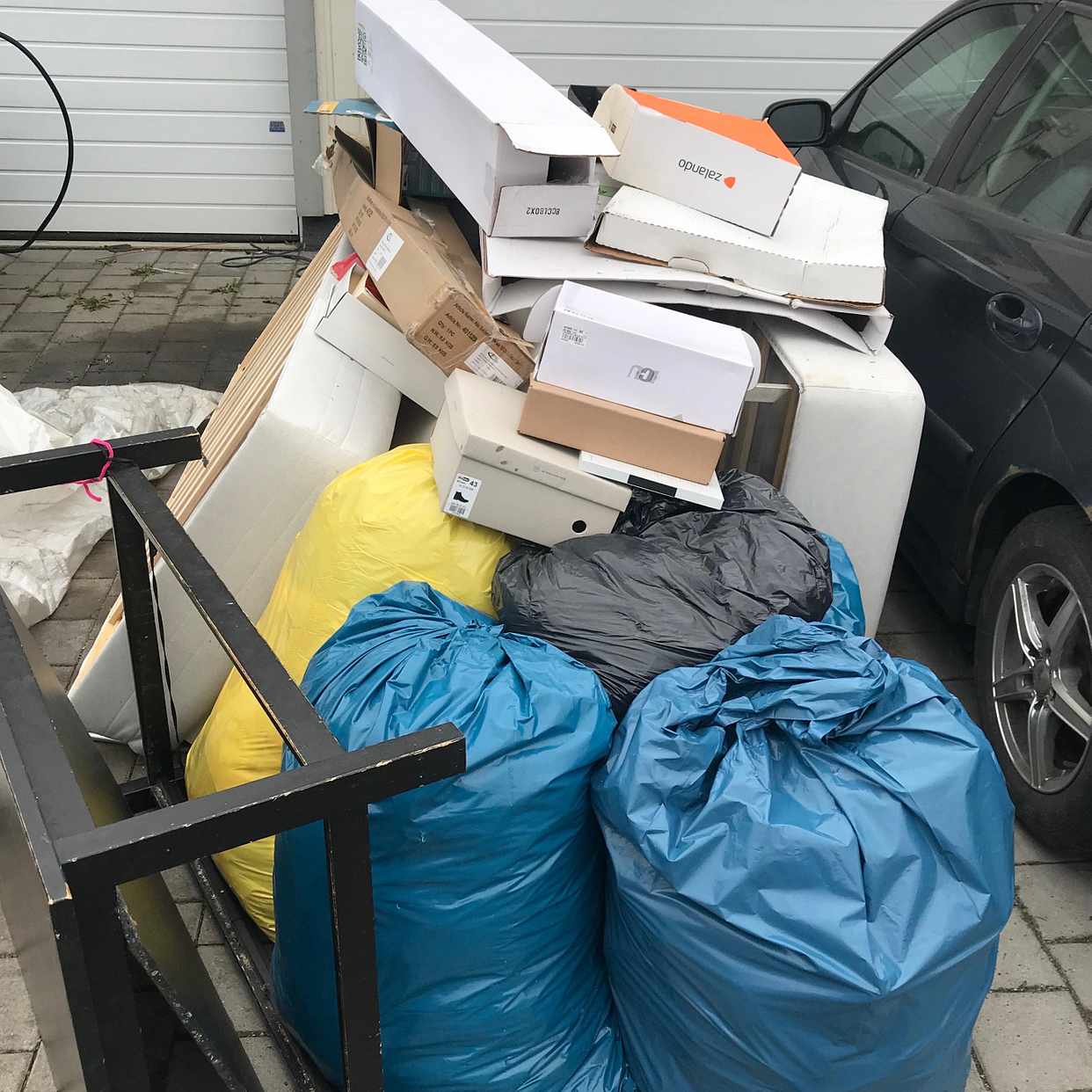 image of Garage rens  återvinning - Sigtuna