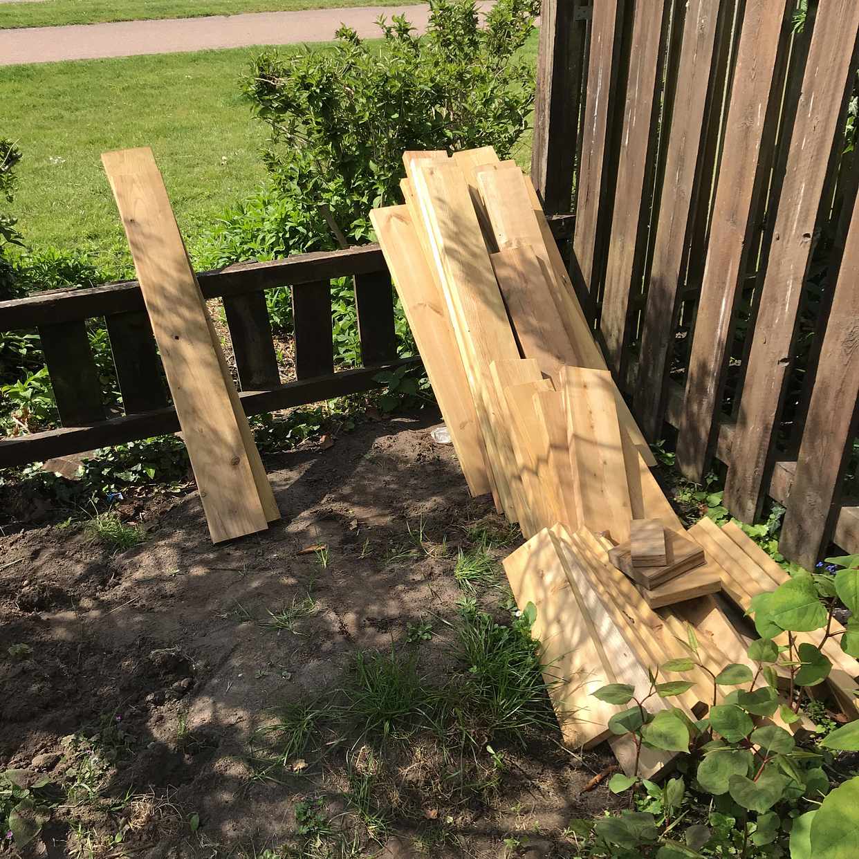 image of 22 brädor+avkap impregn. - Landskrona