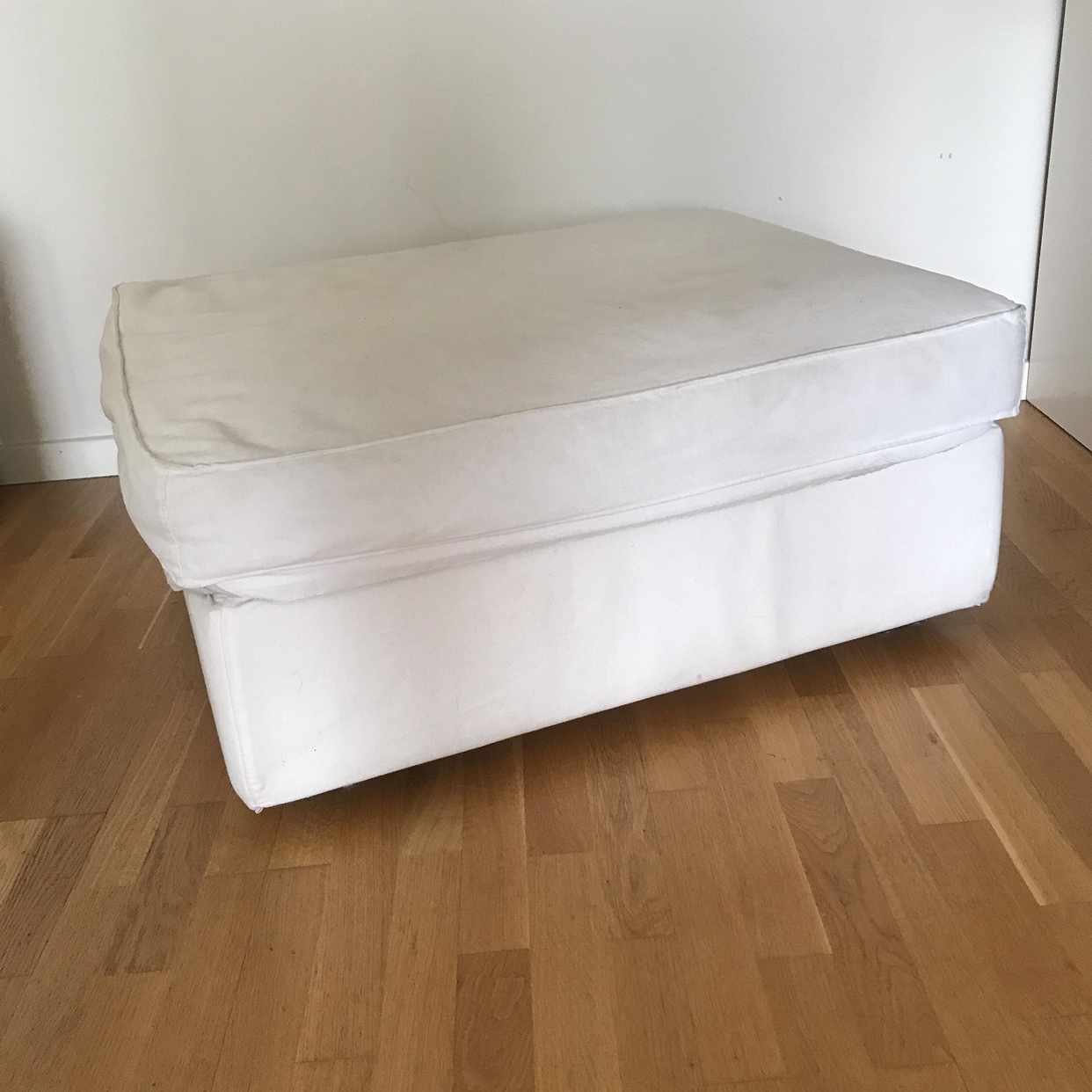 image of Sittpuff från Ikea - Stockholm