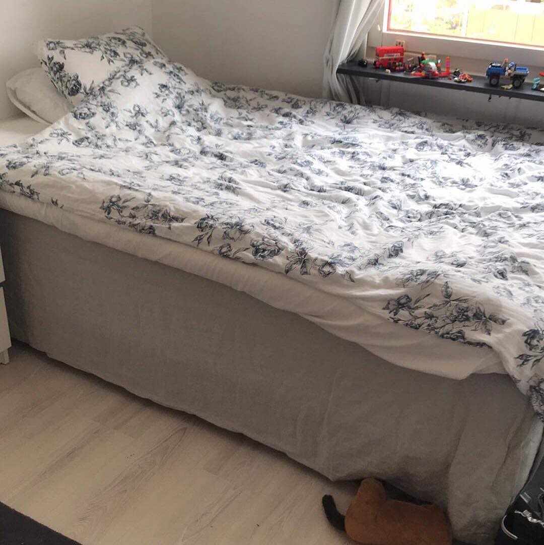 image of Säng som behöver flyttas! - 