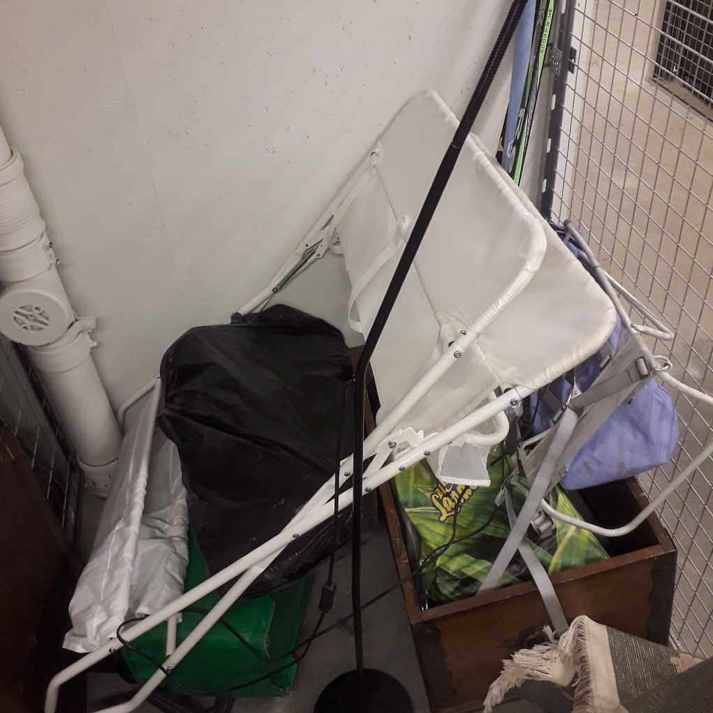 image of Köra skräp till soptippen - Stockholm