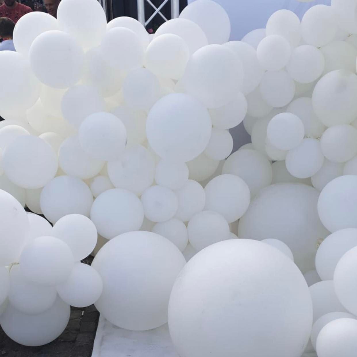 image of URGENT: Move Balloons - 