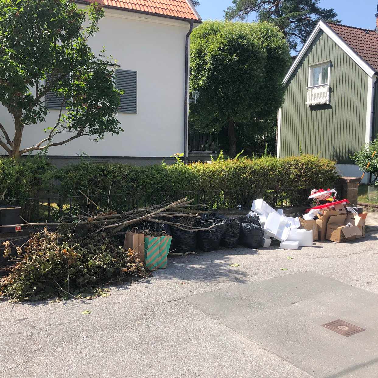 image of Trädgårdsavfall, kartong - Bromma