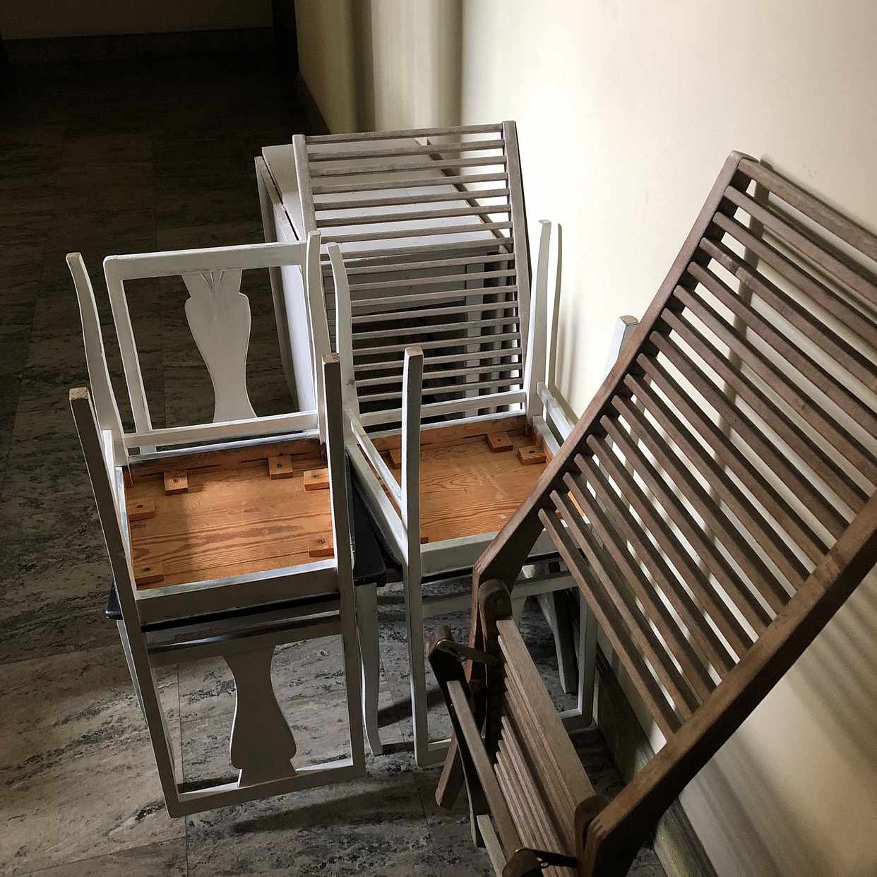 image of Bord och stolar - 