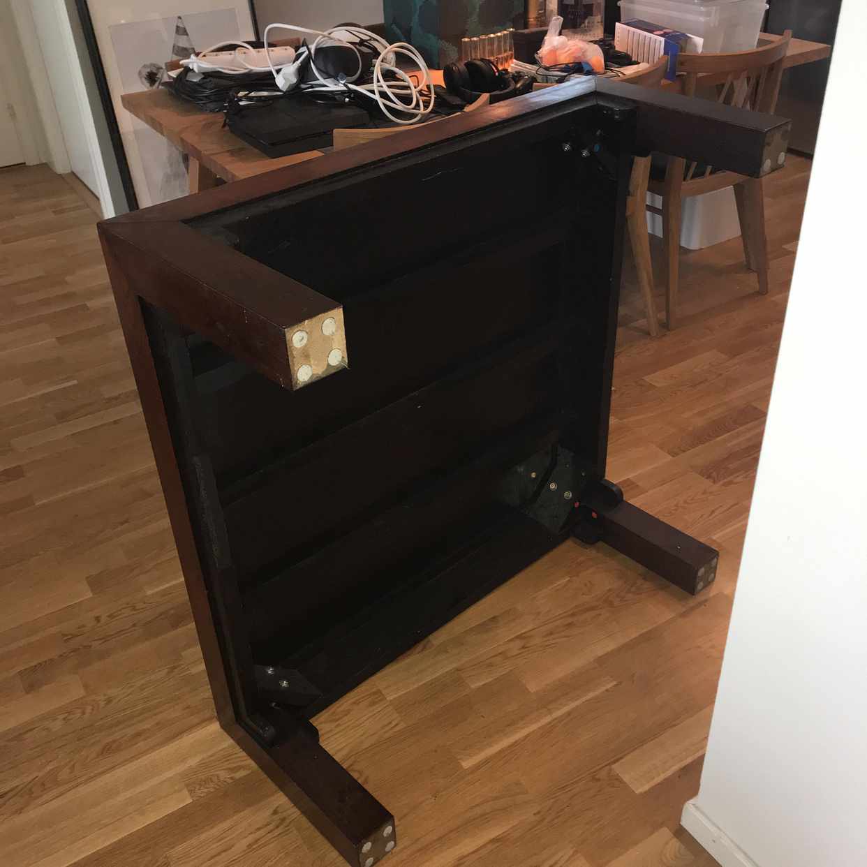 image of Vardagsrumsbord ska bort! - Solna