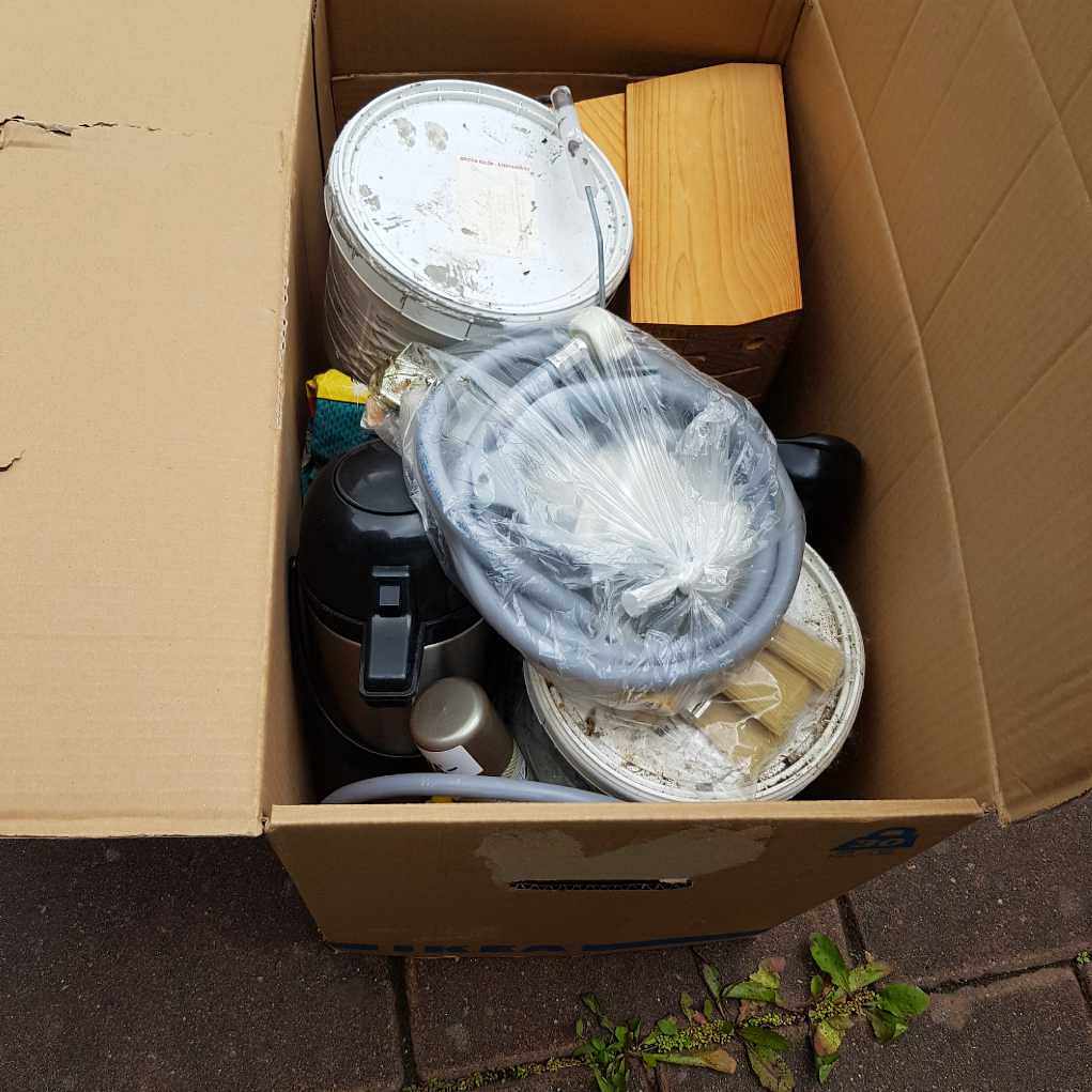 image of Paint, kakel, grovsoppor - Sollentuna