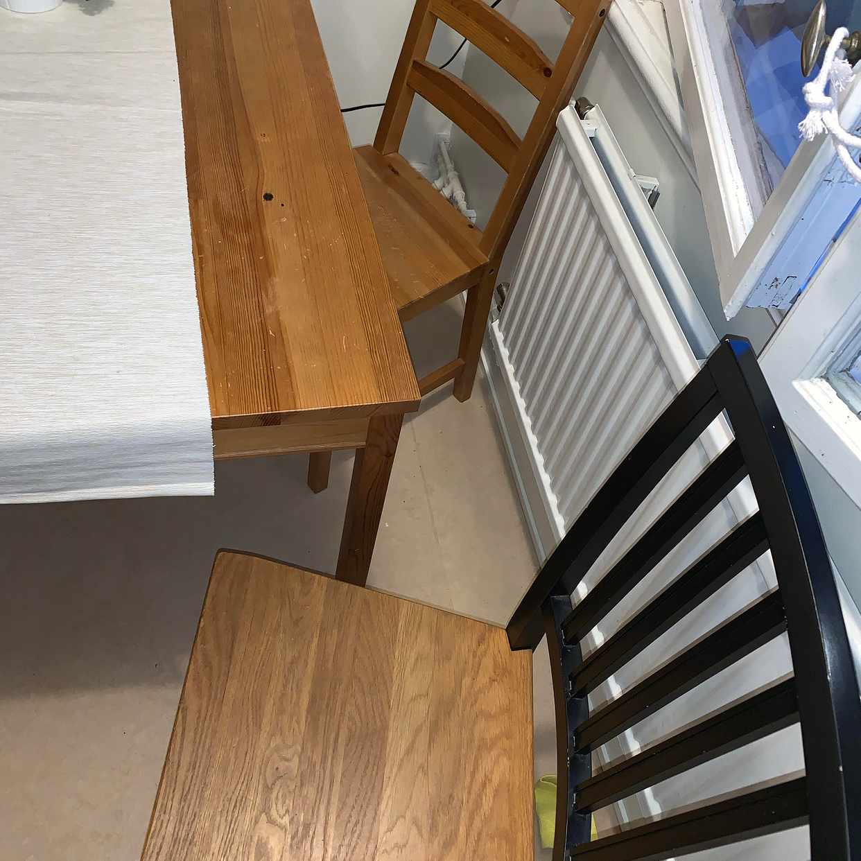 image of Matbord & 3 stolar - Stockholm