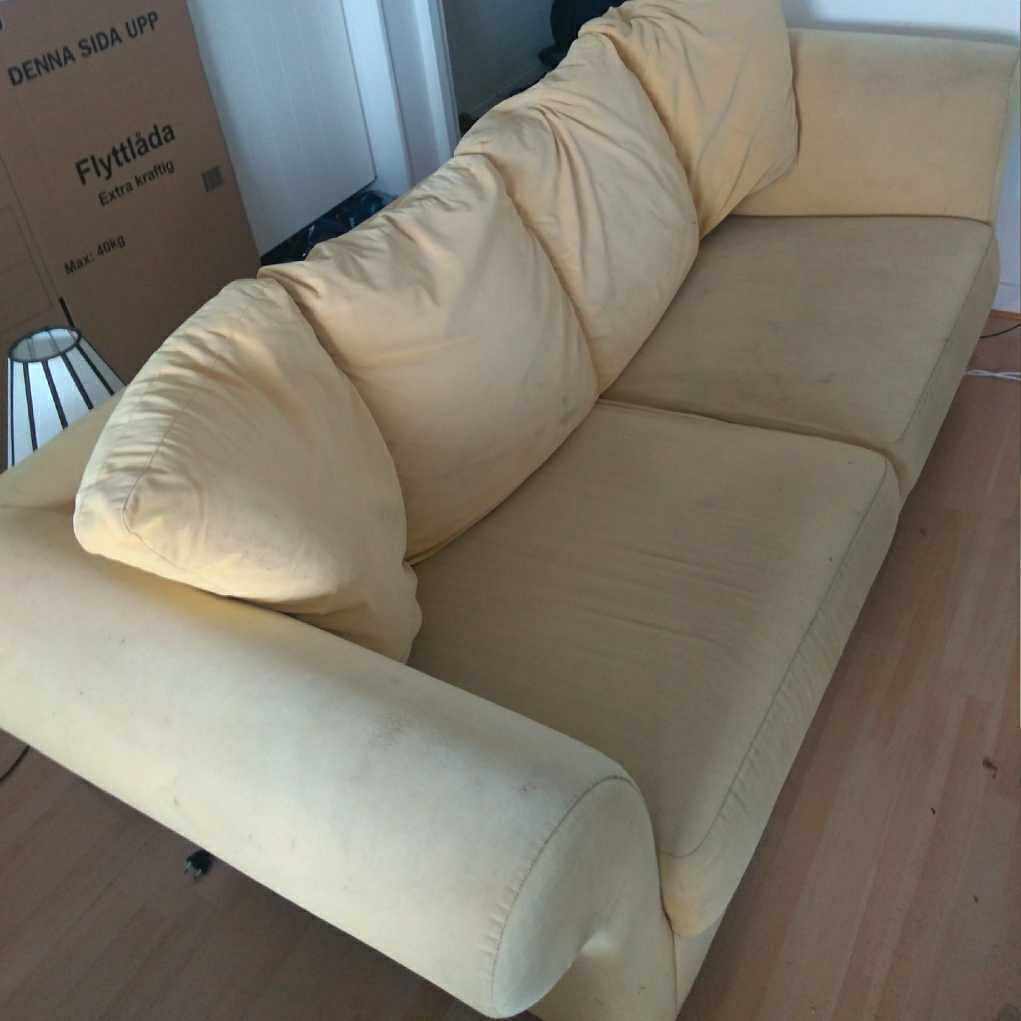 image of Säng, sofa, skräp - Malmö