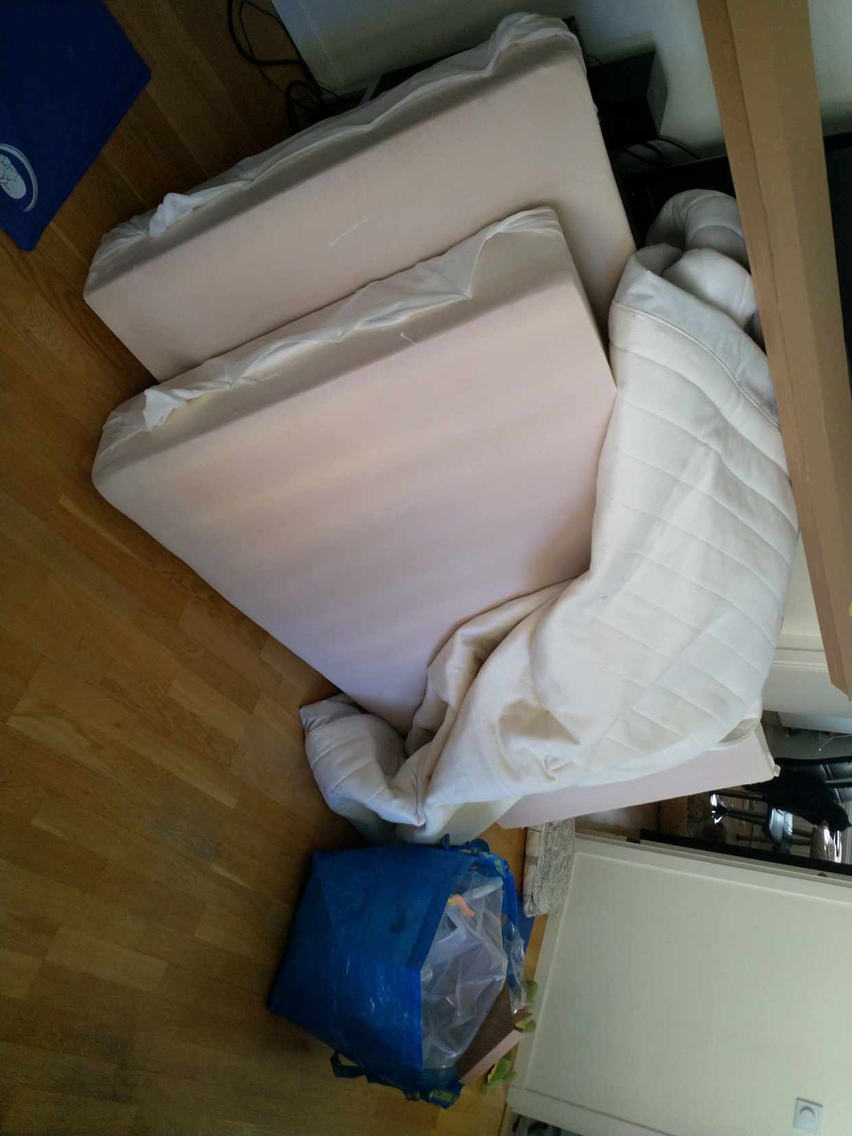 image of Old matras, various - Johanneshov