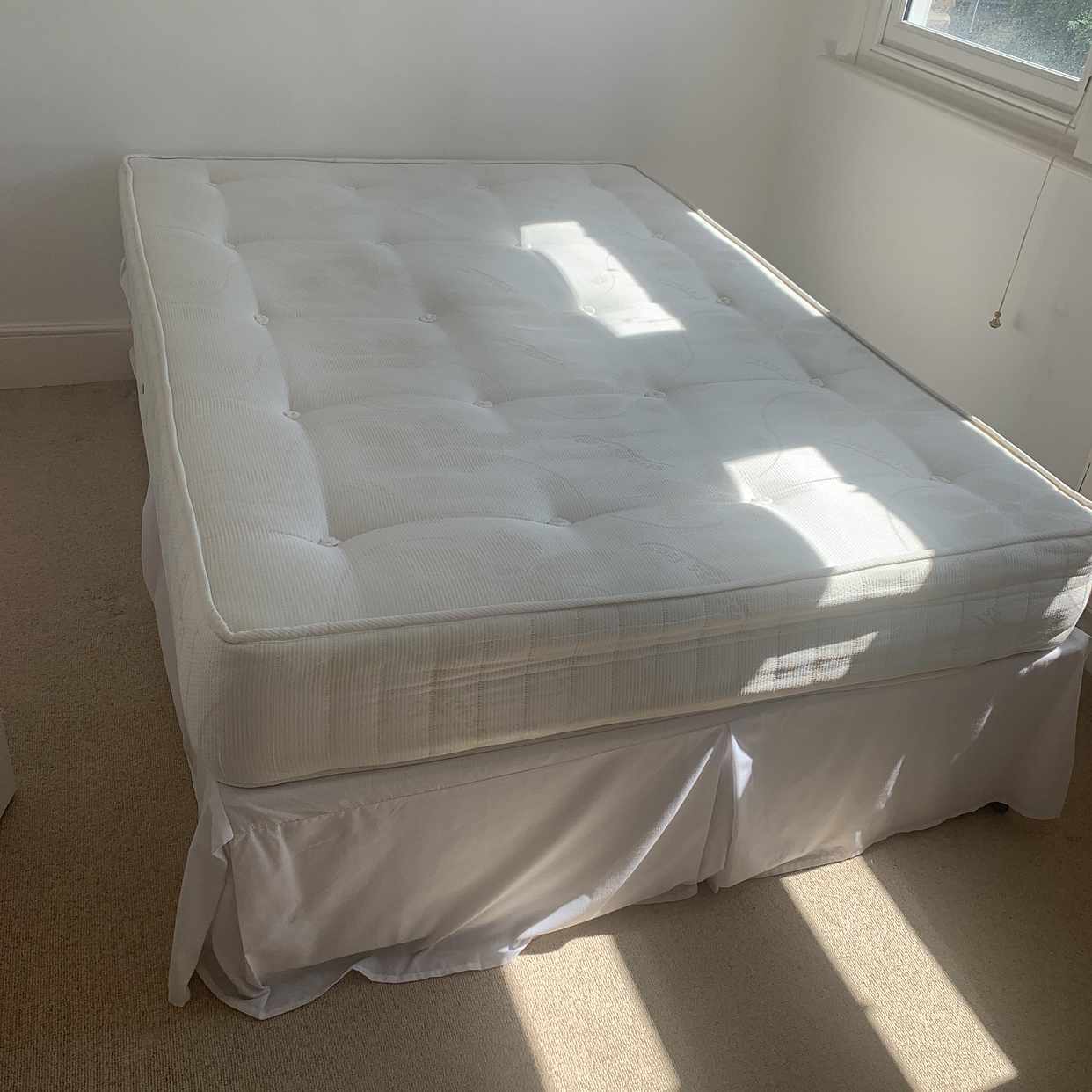 image of Double bed - London