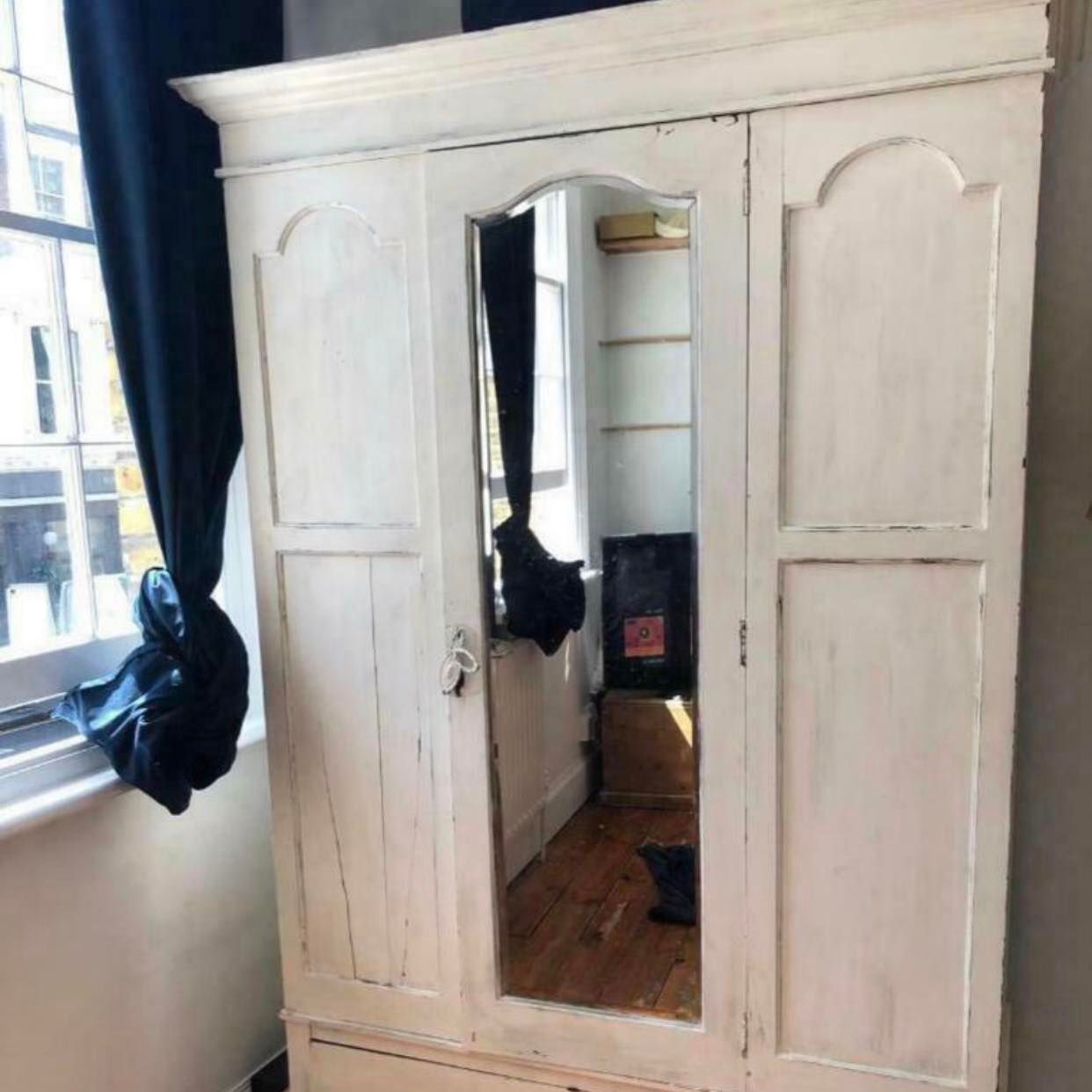 image of Half wardrobe - London