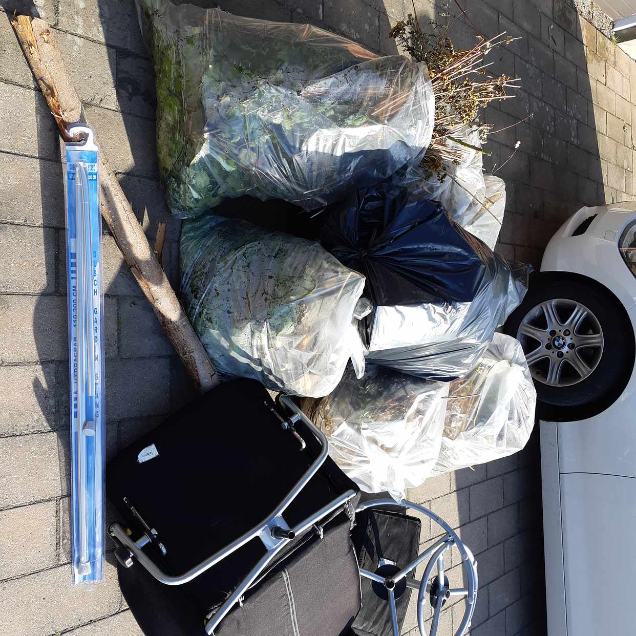 image of Trädgårdsavf och fåtölj - Lomma