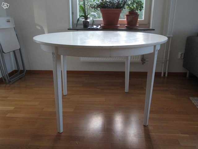 image of Köksbord vitt massivt trä - 