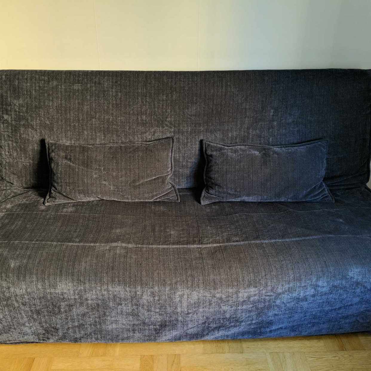 image of Bäddsoffa bortforslas - Stockholm
