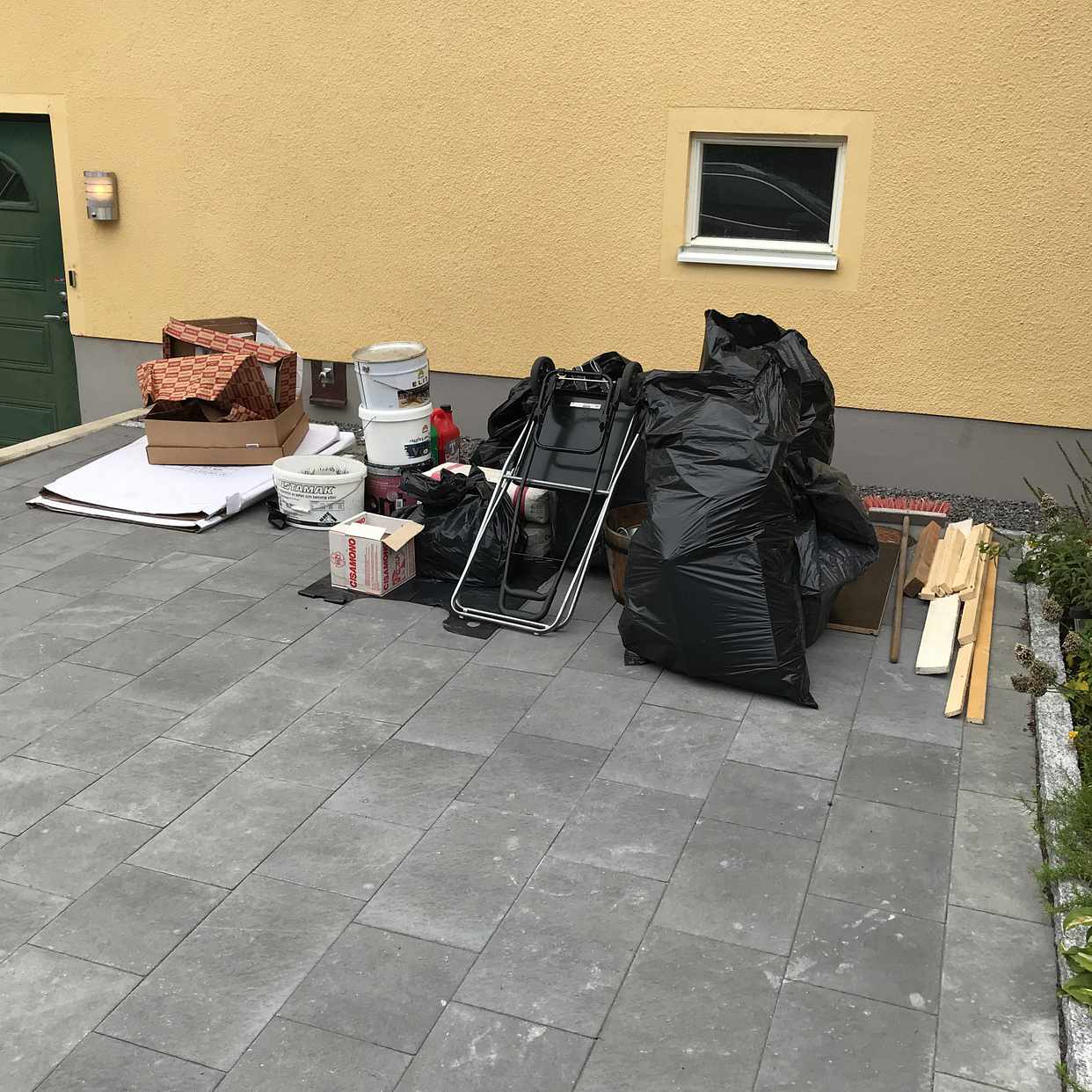 image of 4 Cementsäck, brännb. mm - Älvsjö