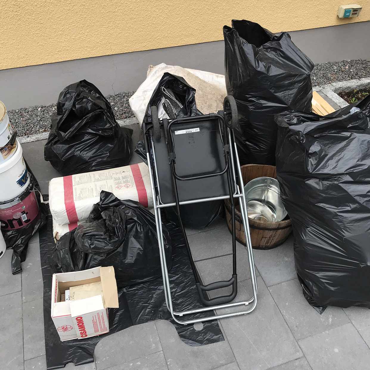 image of 4 Cementsäck, brännb. mm - Älvsjö