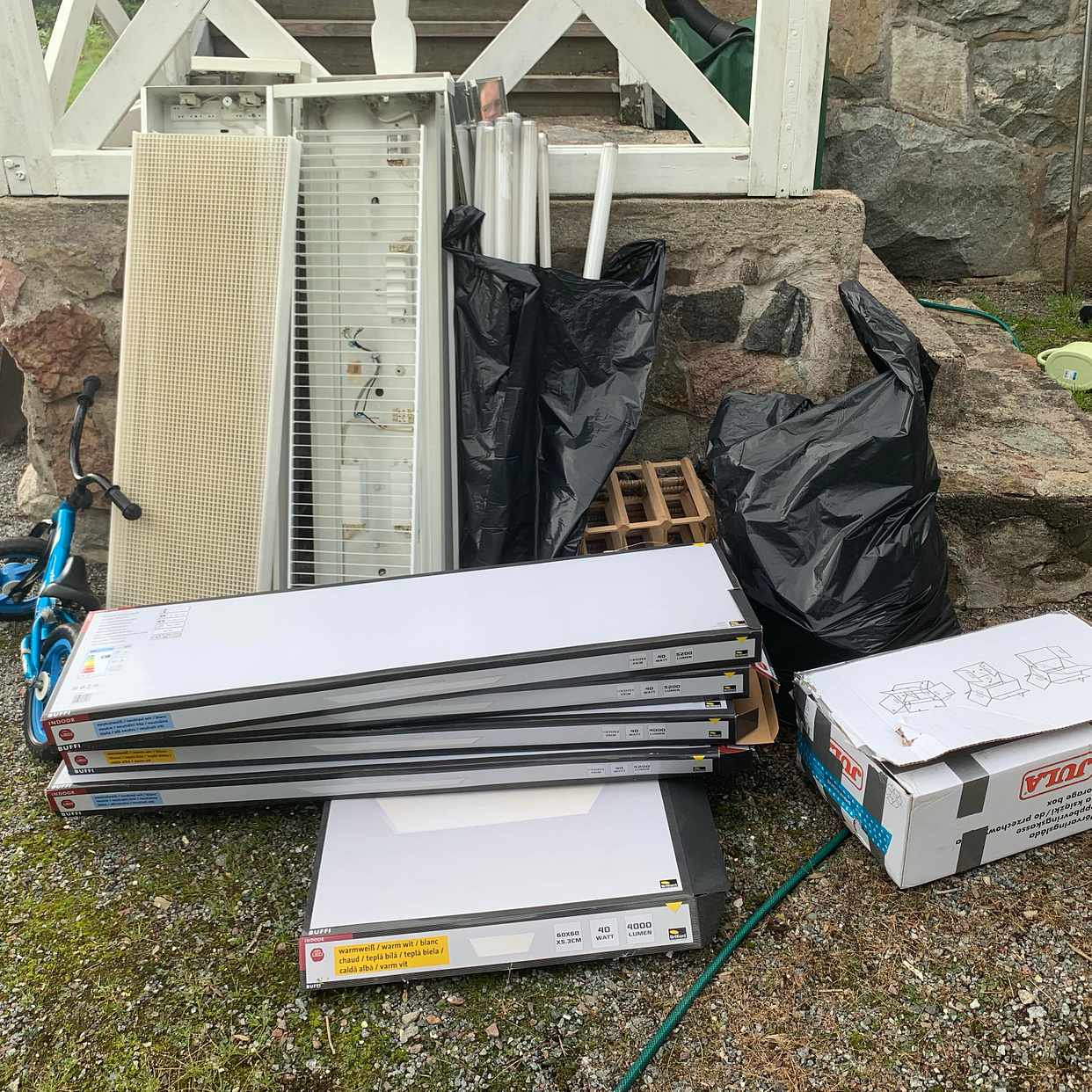 image of 5st lysrörsarmatur med - Enebyberg