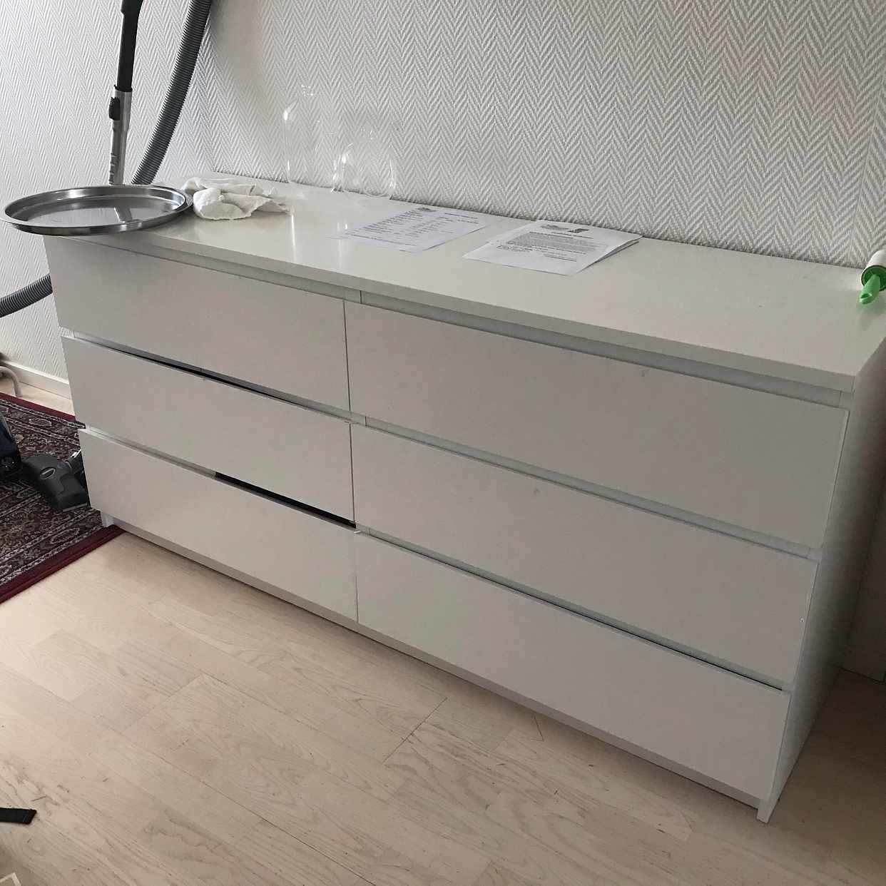 image of Byrå+säng+tv-bänk - Täby
