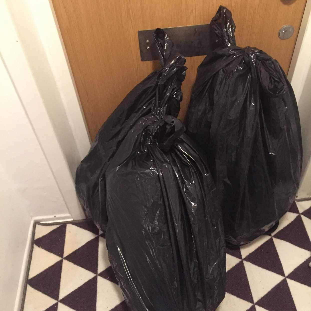 image of 3 påsar t återvinning - Enskede