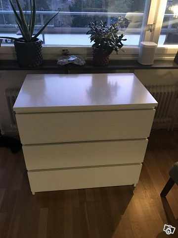 image of Två stycken IKEA Malmbyrå - 