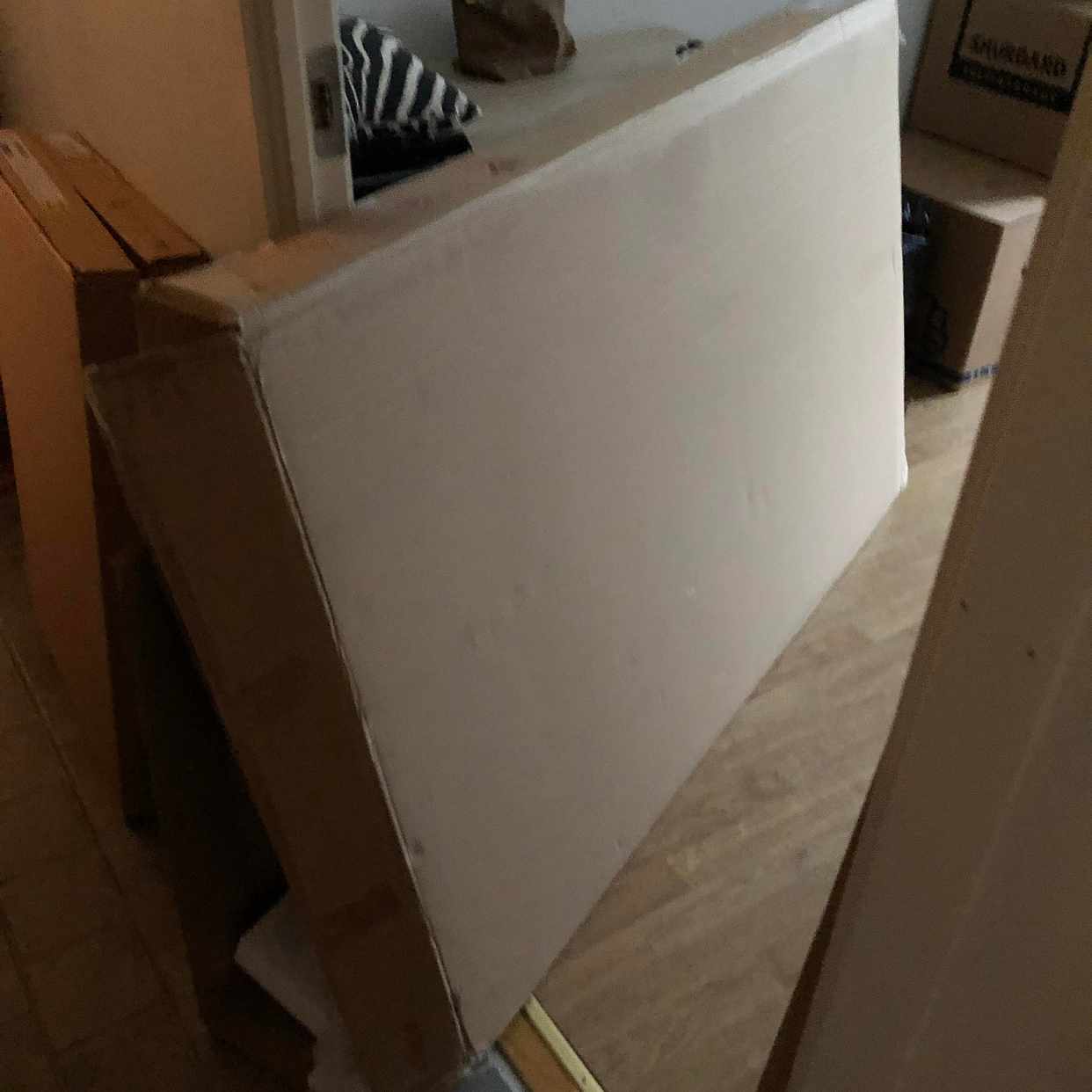image of Kartonger att hämta - Sundbyberg
