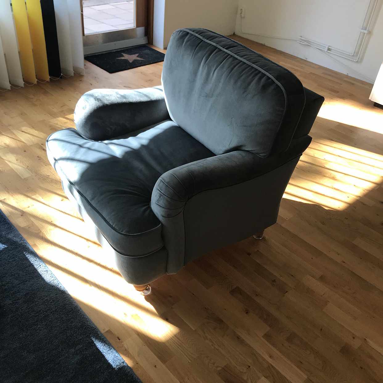 image of Soffa, bord l - 