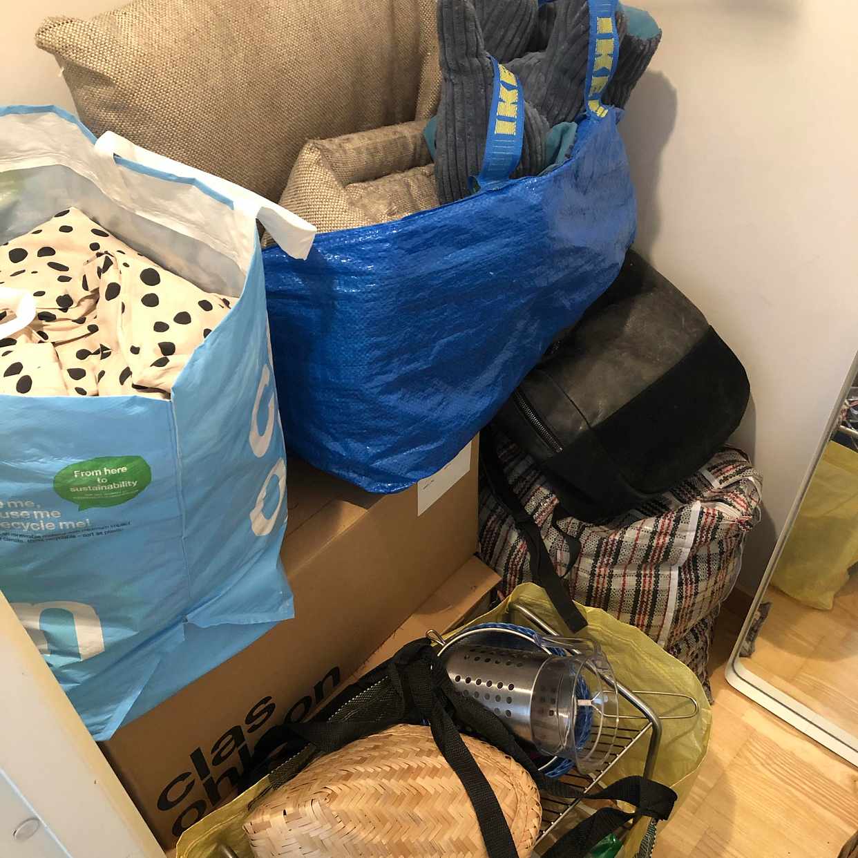 image of 10 x packing boxes + bags - 