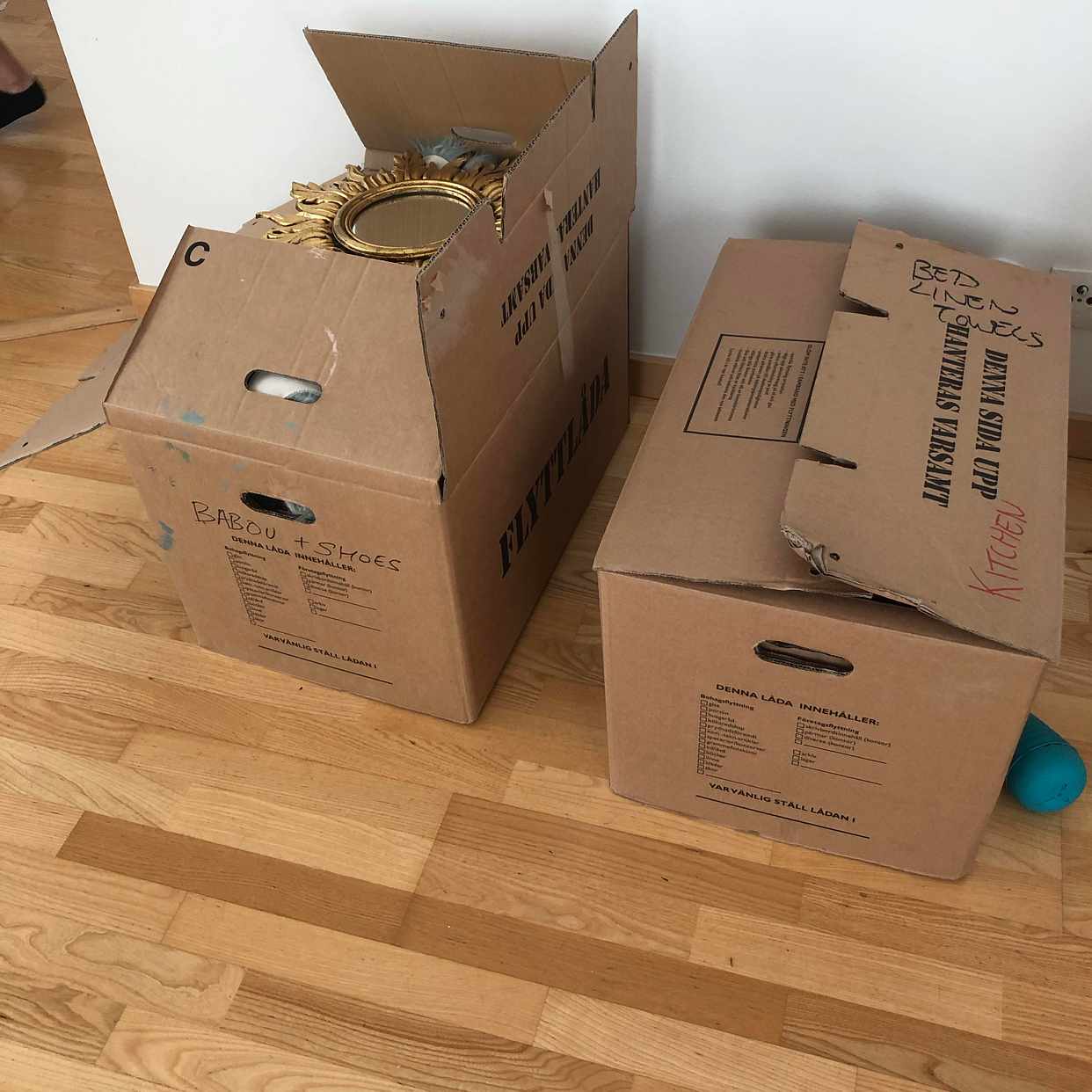 image of 10 x packing boxes + bags - 