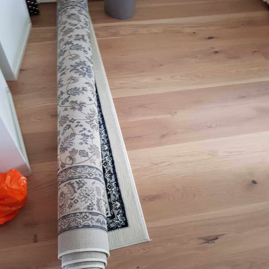 image of Bed carpet and hatrack - Hisings Backa