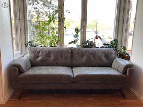 image of Härlig 3-sits skinnsoffa  - 