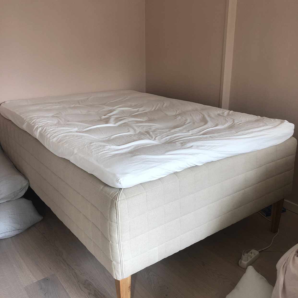 image of Säng  i retur till IKEA - 